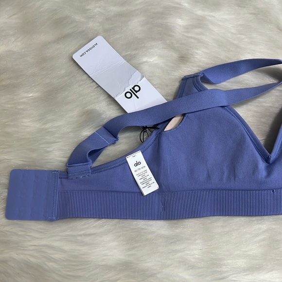 🆕Alo🎱 Seamless Ribbed Favorite Bra Limited: Lilac Blue Sz XS - Picture 8 of 12